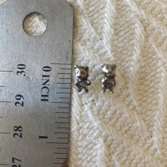 Sterling silver Little mice earrings holding cheese studs - Picture 6 of 7